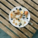 Alimentation consciente : manger en pleine conscience pour sortir du pilote automatique