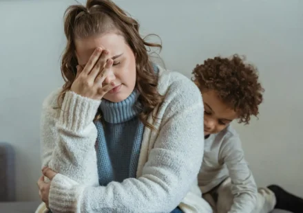 Burn-out parental : quand prendre soin des autres épuise