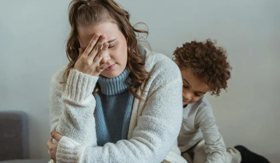 Burn-out parental : quand prendre soin des autres épuise
