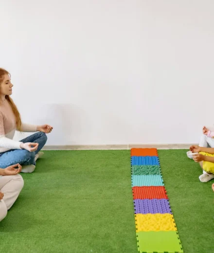 Méditation pour enfants : techniques adaptées par âge et bienfaits prouvés
