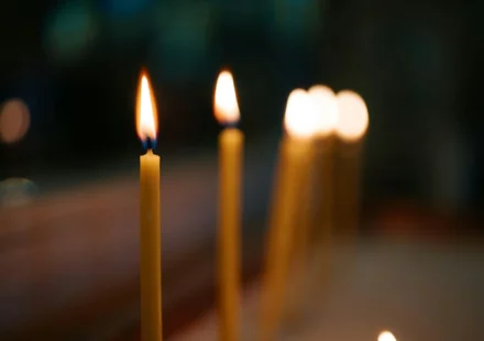 Méditation Trataka : la concentration sur une flamme expliquée