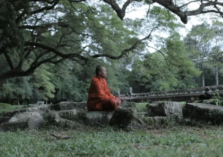 Méditation Vipassana : la technique bouddhiste qui reconfigure le cerveau