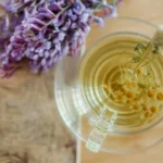 Plantes relaxantes en infusion : quelles tisanes ont une efficacité prouvée ?