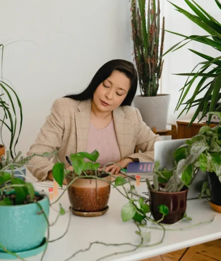 Pleine conscience au travail : réduire le stress professionnel par la mindfulness