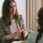 PNL : techniques et différences avec l’hypnose classique PNL : techniques et différences avec l'hypnose classique