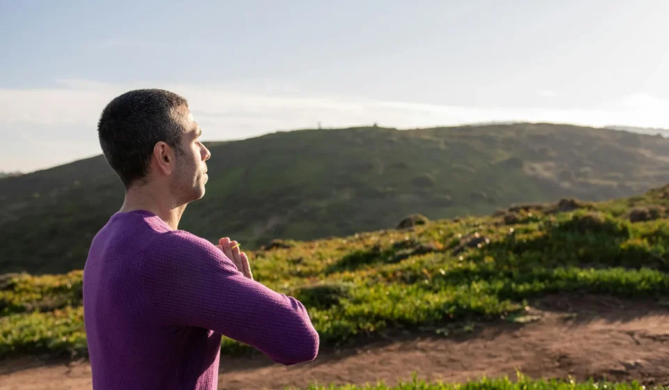 Respiration Ujjayi : la technique océanique du yoga