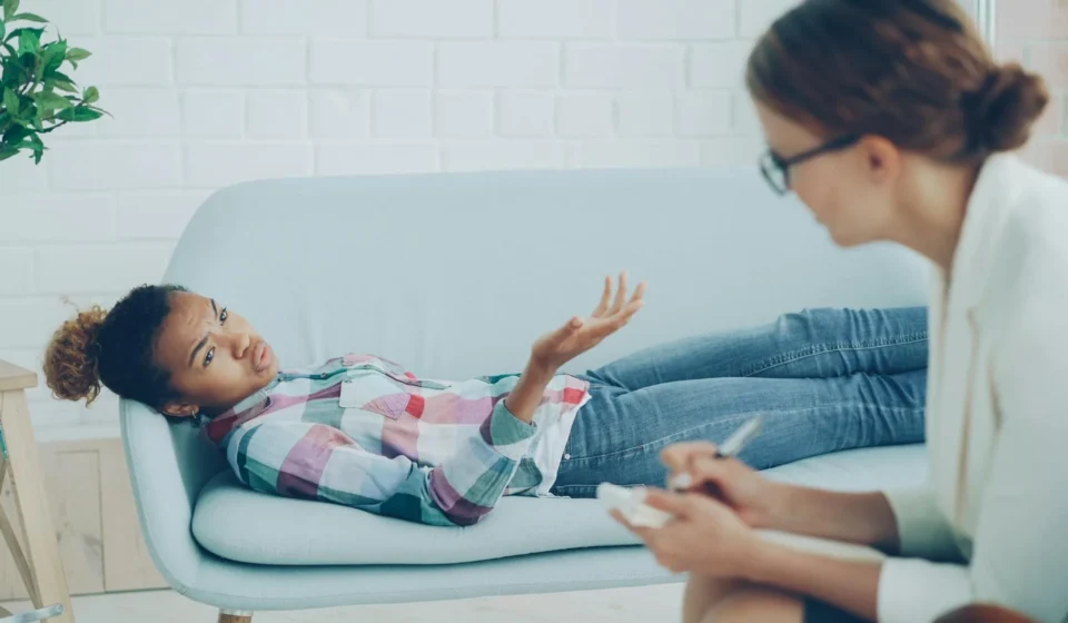 TCC : la thérapie cognitive comportementale, traitement de référence de l'anxiété